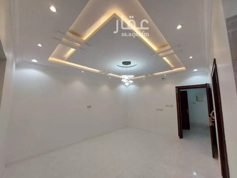 شقة للإيجار في شارع جبل اورال ، حي المحالة ، أبها ، منطقة عسير 1 صورة