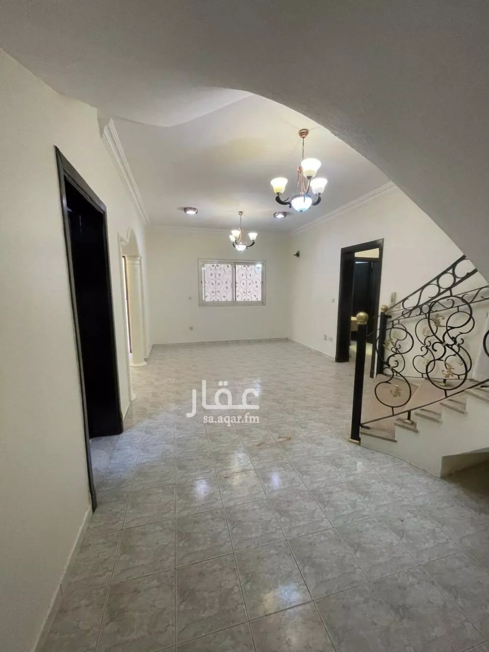 فيلا للبيع في شارع المنجي, حي اليرموك, مدينة الرياض, منطقة الرياض 1 صورة