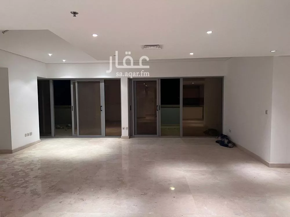 شقة للإيجار في شارع طريق الكورنيش فرعي, حي الشاطئ, مدينة جدة, منطقة مكة المكرمة 1 صورة
