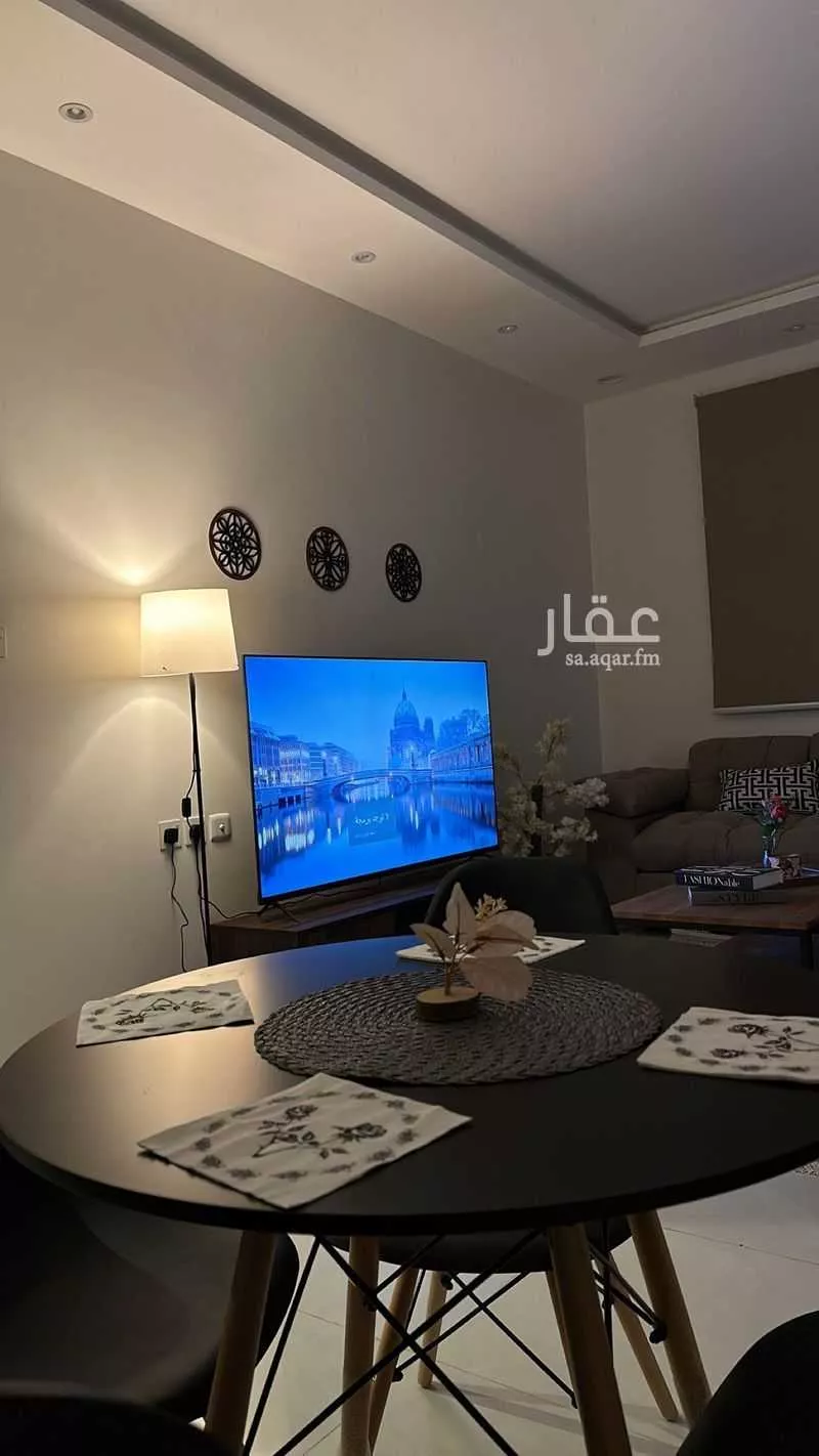 شقة مفروشة للحجز في شارع عمرو الشيباني, الرمال, الرياض 1 صورة