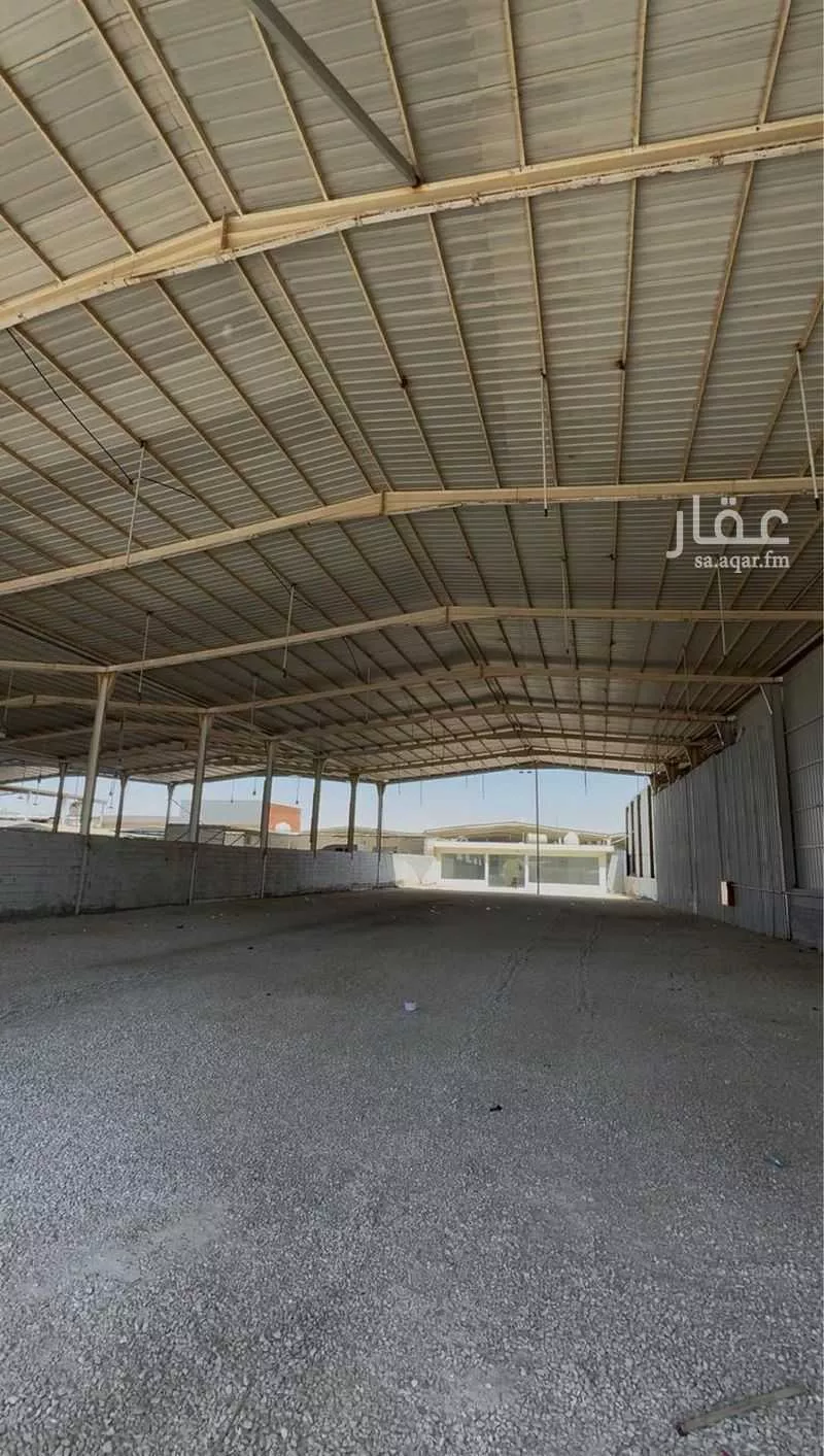 محل للإيجار في شارع الرحلة, حي المعارض, مدينة بريده, منطقة القصيم 1 صورة