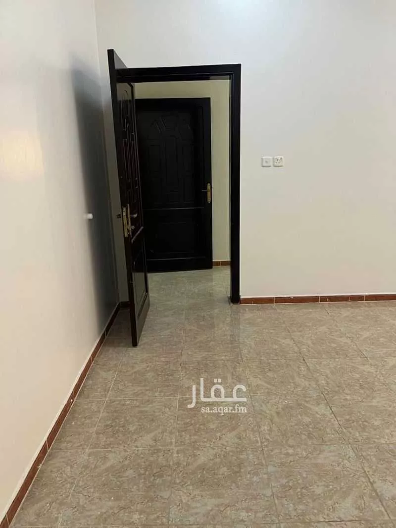 شقة للإيجار في شارع عبدالله بن مسعود, حي الورود, مدينة تبوك, منطقة تبوك 1 صورة