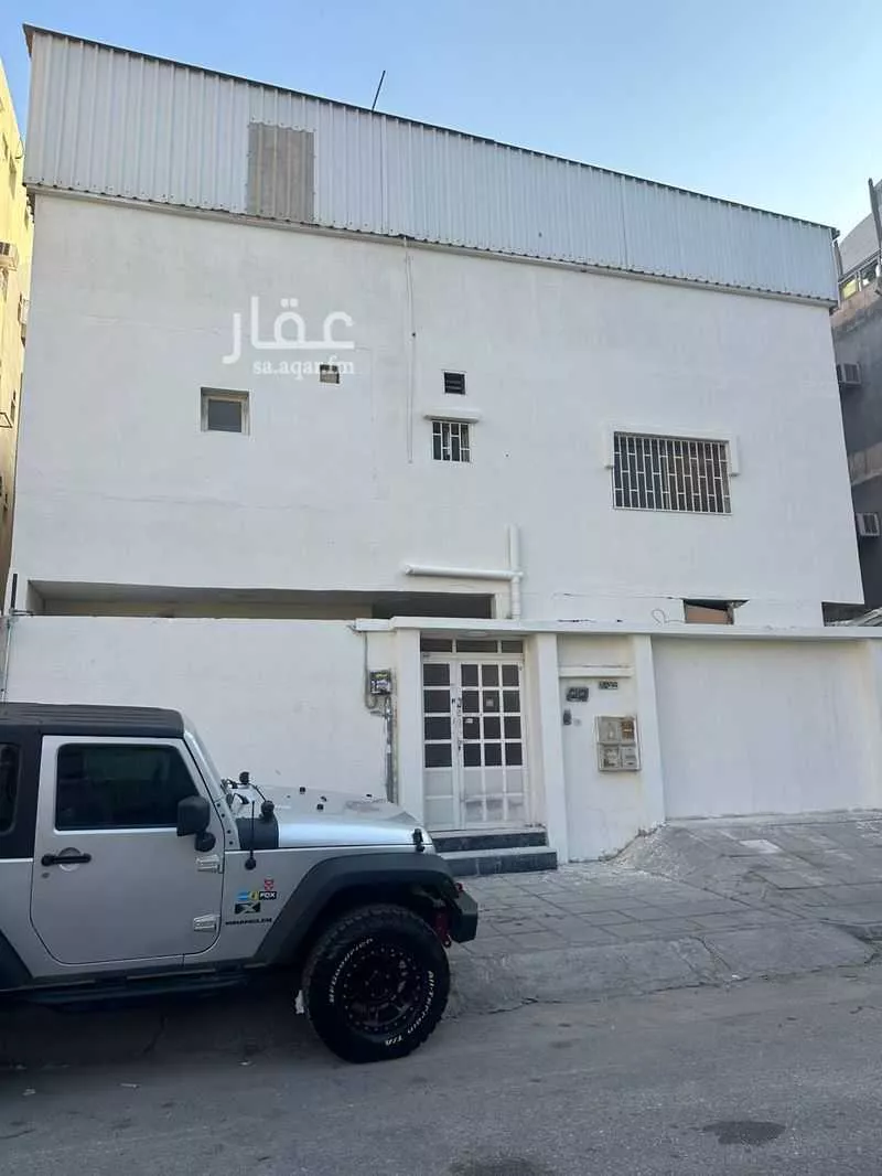 عمارة للإيجار في شارع التعاطف, حي العقربية, مدينة الخبر, المنطقة الشرقية 1 صورة