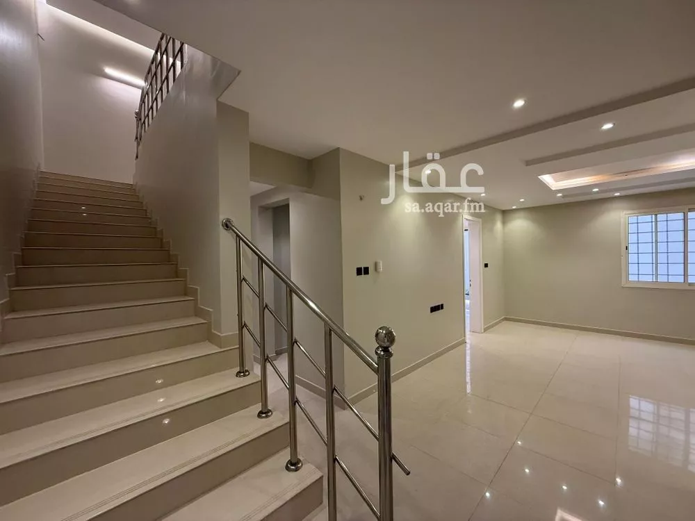 شقة للإيجار في شارع محمد بن عبدالعزيز الدغيثر, حي الملقا, مدينة الرياض, منطقة الرياض 1 صورة