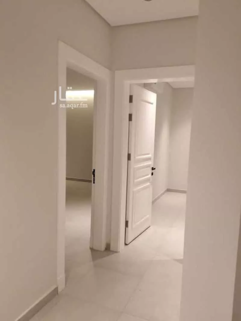 شقة للإيجار في طريق الامير فيصل بن بندر ، حي المنطقة الصناعية ، عنيزة ، عنيزة 1 صورة