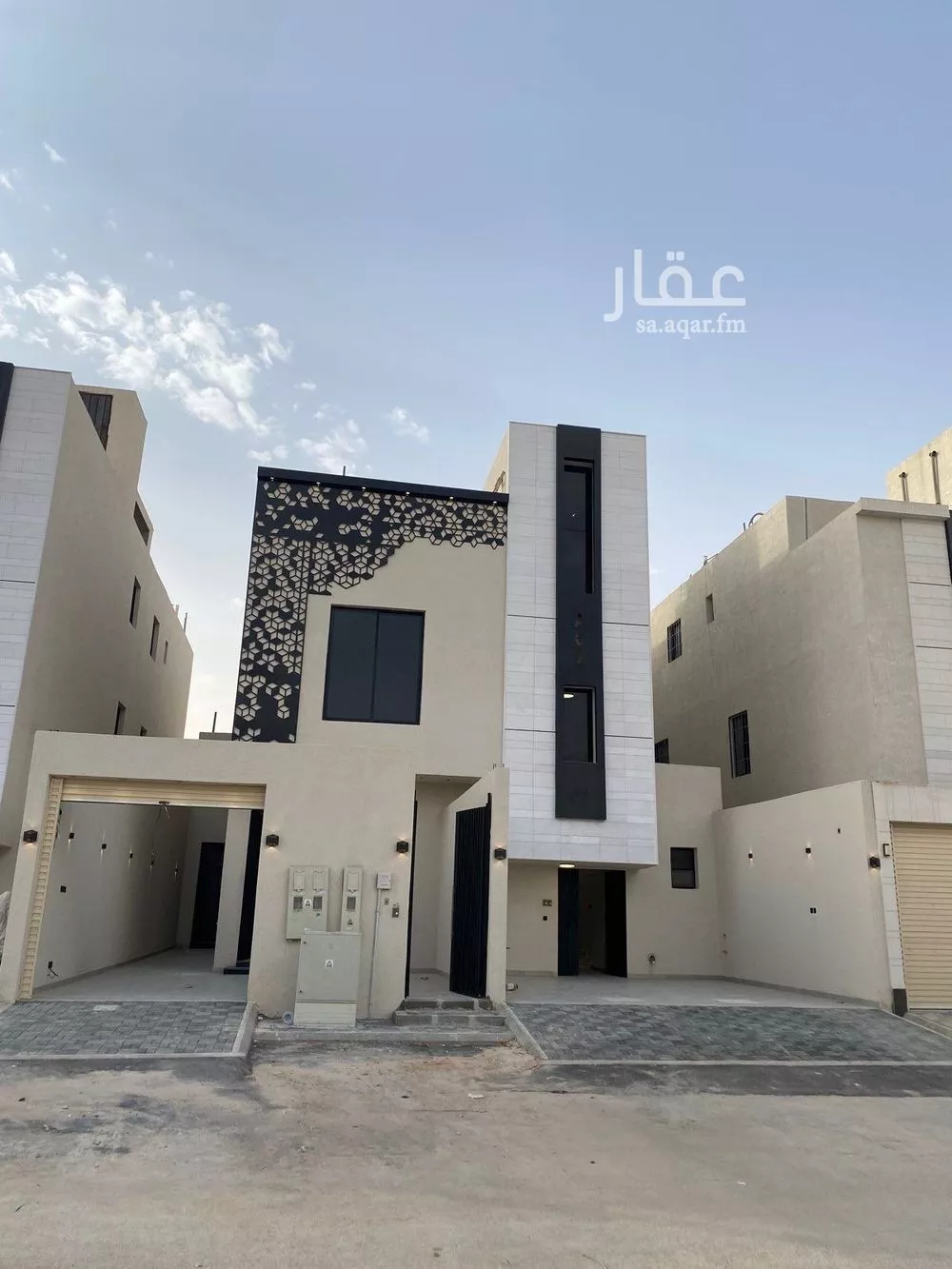 دور للبيع في شارع عبدالرحمن بن داود, حي الرمال, مدينة الرياض, منطقة الرياض 1 صورة