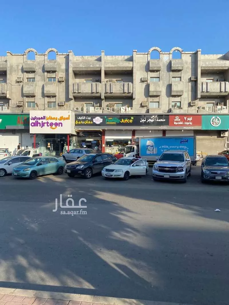 عمارة للبيع في شارع سلطان بن سلمان, حي النزهة, مدينة جدة, منطقة مكة المكرمة 1 صورة