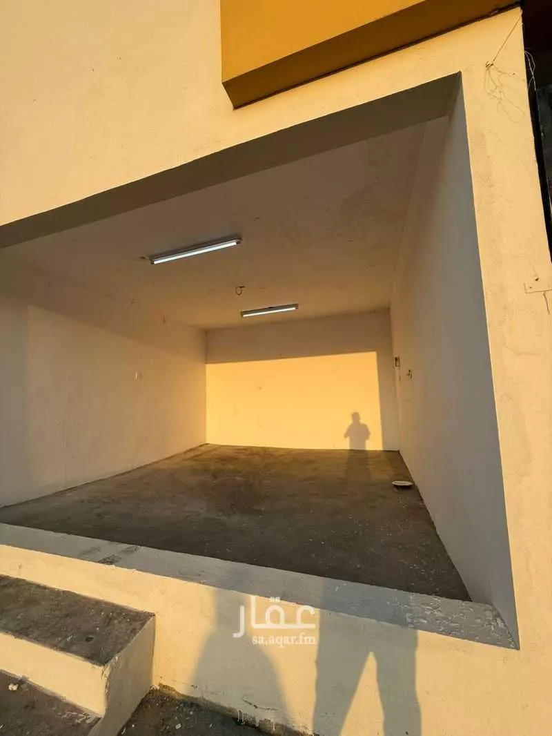 محل للإيجار في شارع طريق الملك خالد فرعي, حي الثقبة, مدينة الخبر, المنطقة الشرقية 1 صورة