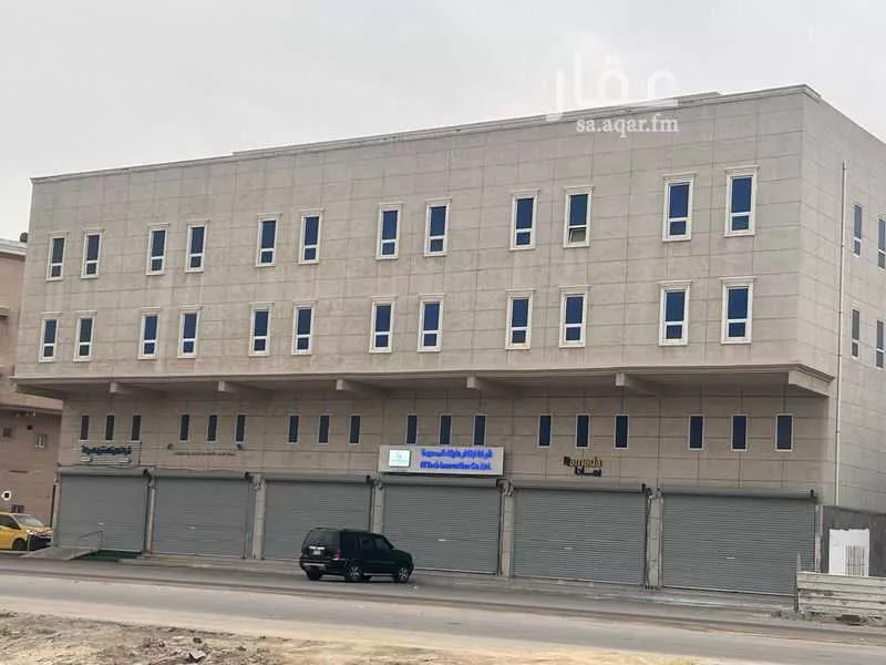 عمارة للبيع في شارع المنار, حي ابن سيناء, مدينة الخبر, المنطقة الشرقية 1 صورة