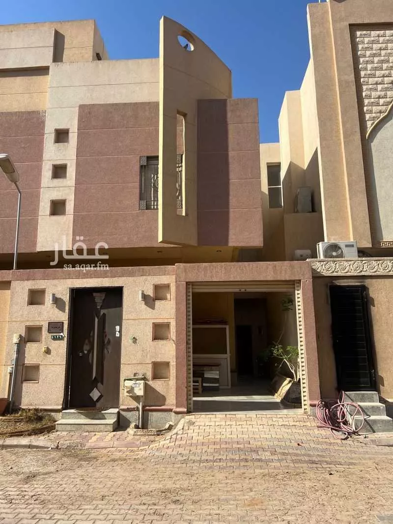 فيلا للإيجار في شارع المقدام, حي الرحمانية, مدينة الرياض, منطقة الرياض 1 صورة