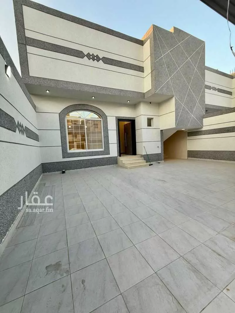 دور للبيع في شارع محمد بن جعشم, حي الصناعية, مدينة المدينة المنورة, منطقة المدينة المنورة 1 صورة