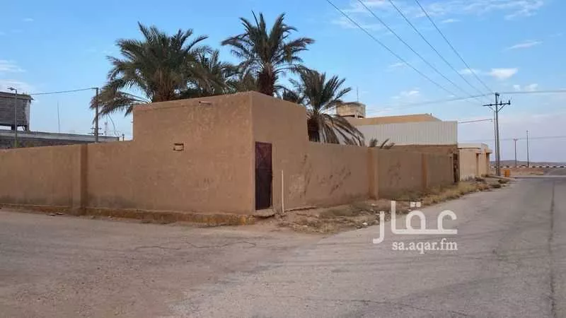 مزرعة للبيع في شارع رويضة السهول, حي مخطط رقم 133 , مدينة ثادق, منطقة الرياض 1 صورة