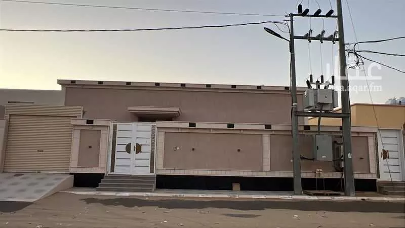 فيلا للبيع في شارع 7709872, حي الخزان, مدينة بيشه, منطقة عسير 1 صورة