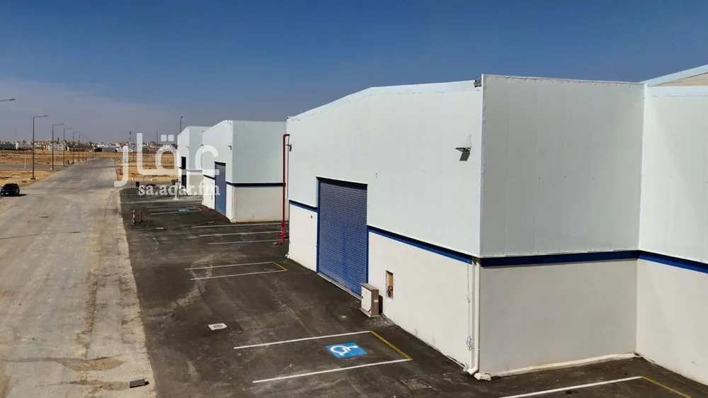 مستودع للإيجار في شارع الدائري الثالث, حي النظيم, مدينة الرياض, منطقة الرياض 1 صورة