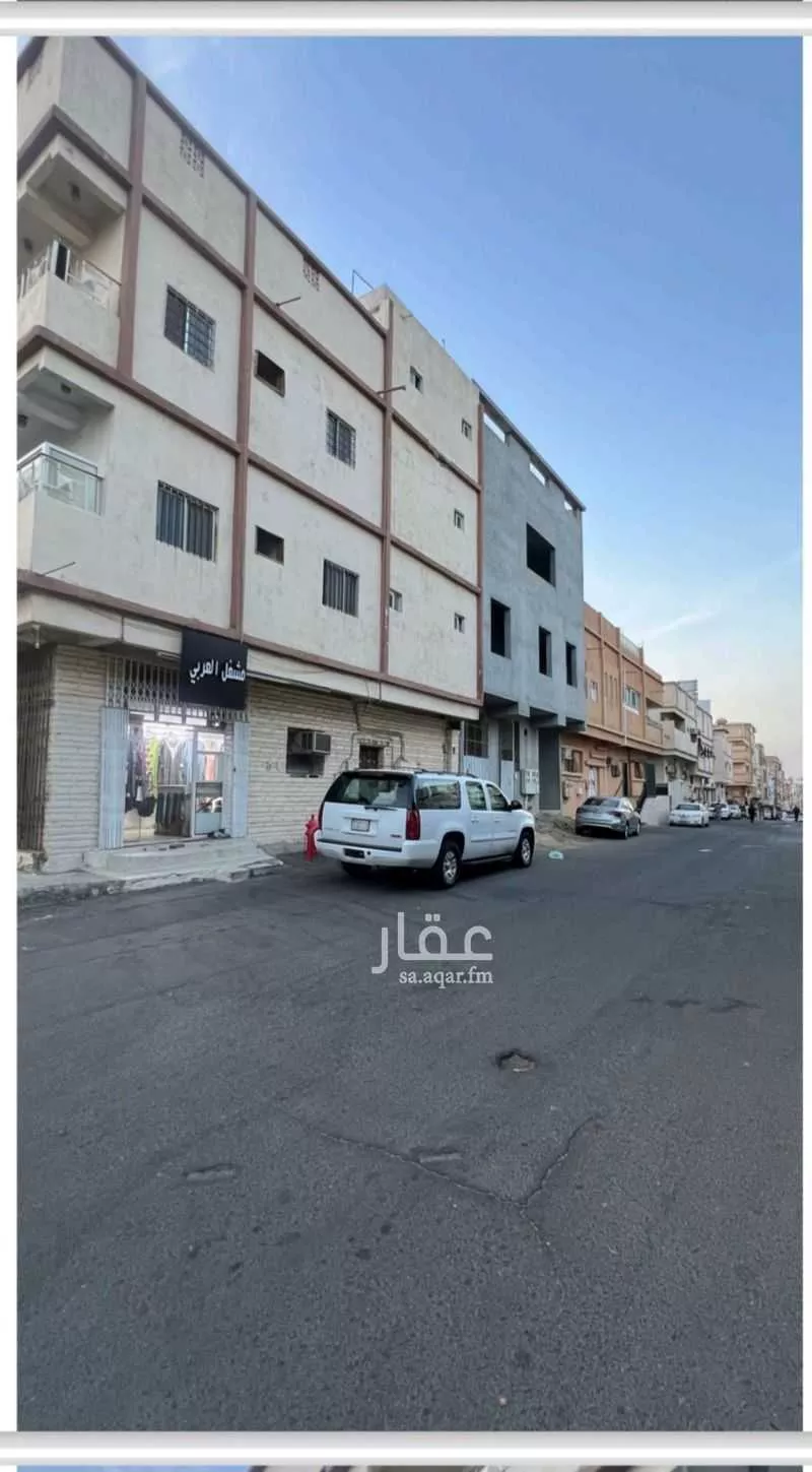 عمارة للبيع في شارع ينبع, حي الشهداء الشمالية, مدينة امارة منطقة مكة المكرمة - الطائف, منطقة مكة المكرمة 1 صورة