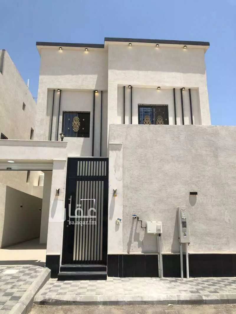 فيلا للبيع في حي ضاحية الملك فهد, مدينة الدمام, المنطقة الشرقية 1 صورة