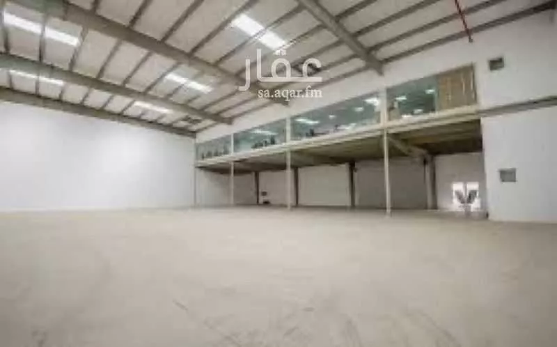 مستودع للإيجار في شارع Abu Hadriah, الجبيل 1 صورة
