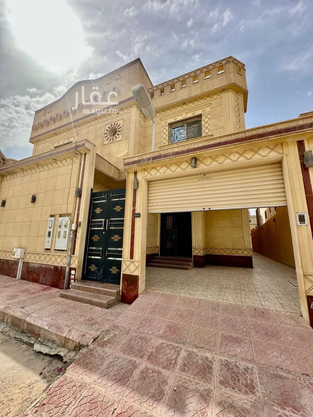 فيلا للبيع في شارع القراء, حي إشبيلية, مدينة الرياض, منطقة الرياض 1 صورة