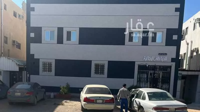 عمارة للبيع في شارع الهفوف, حي النسيم الشرقي, مدينة الرياض, منطقة الرياض 1 صورة