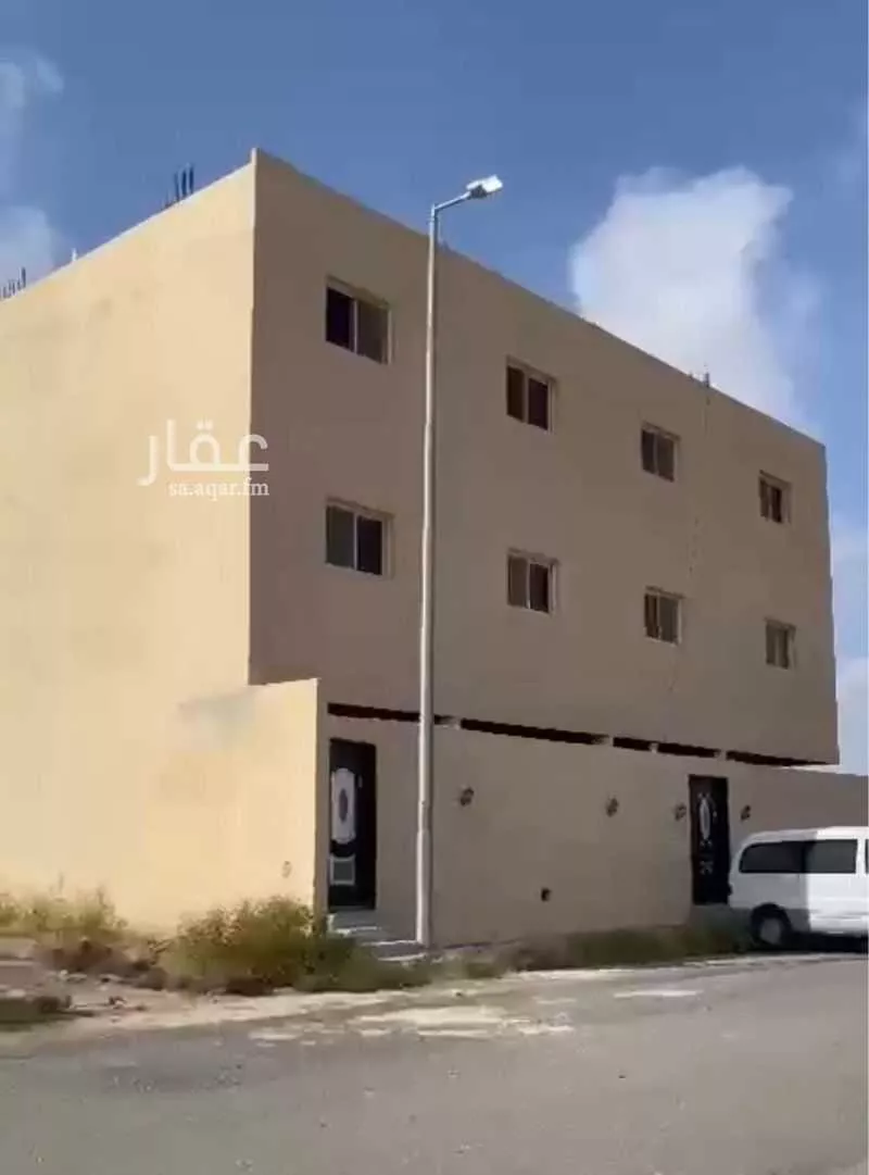 عمارة للبيع في حي الخالدية, مدينة أحد رفيدة - الواديين, منطقة عسير 1 صورة