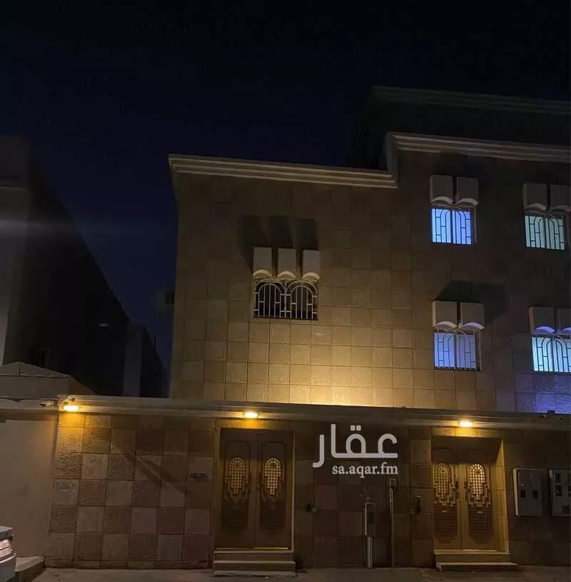 فيلا للبيع في شارع الصفي ، حي الزهرة ، الرياض ، منطقة الرياض 1 صورة