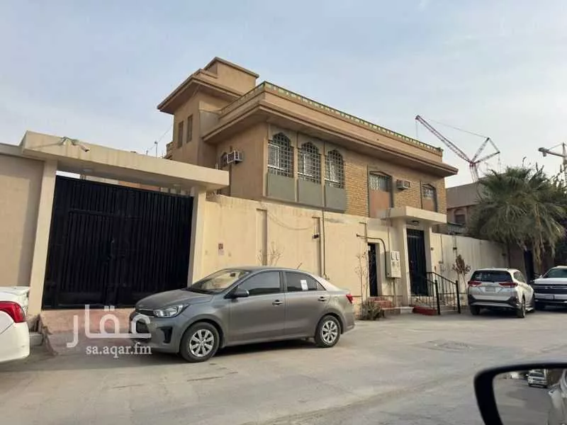 فيلا للبيع في شارع جعفر الوجيه, حي الربوة, مدينة الرياض, منطقة الرياض 1 صورة