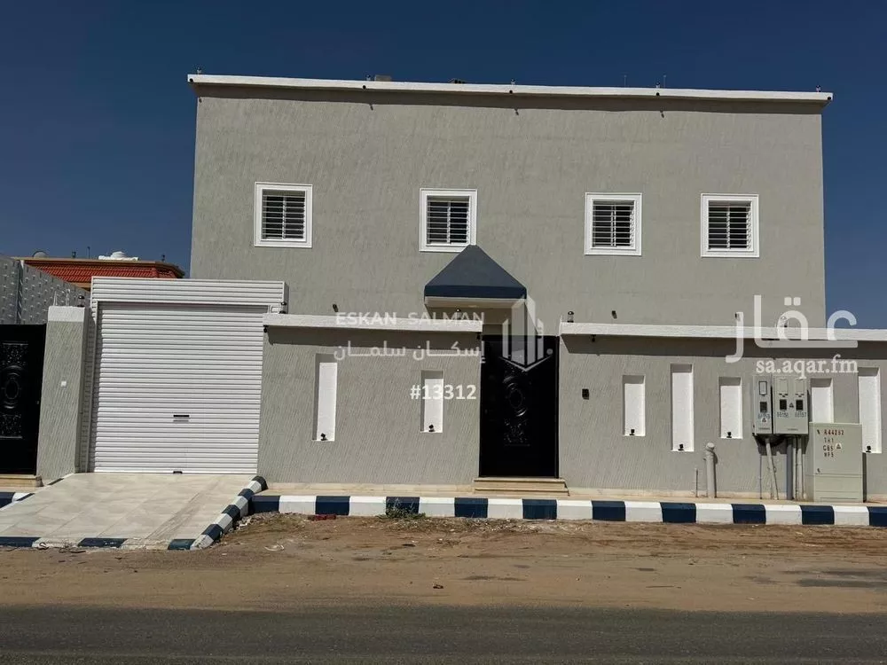 دور للبيع في شارع محمد الرميح, حي الروضة, مدينة نجران, منطقة نجران 1 صورة