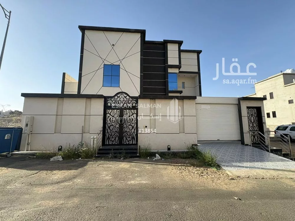 فيلا للبيع في شارع سهل عكا, حي سلطانة, مدينة ابها, منطقة عسير 1 صورة