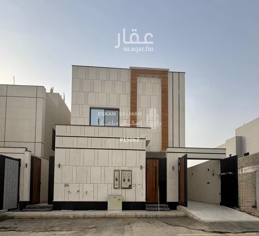 دور للبيع في شارع رقم 92, حي الجنادرية, مدينة الرياض, منطقة الرياض 1 صورة
