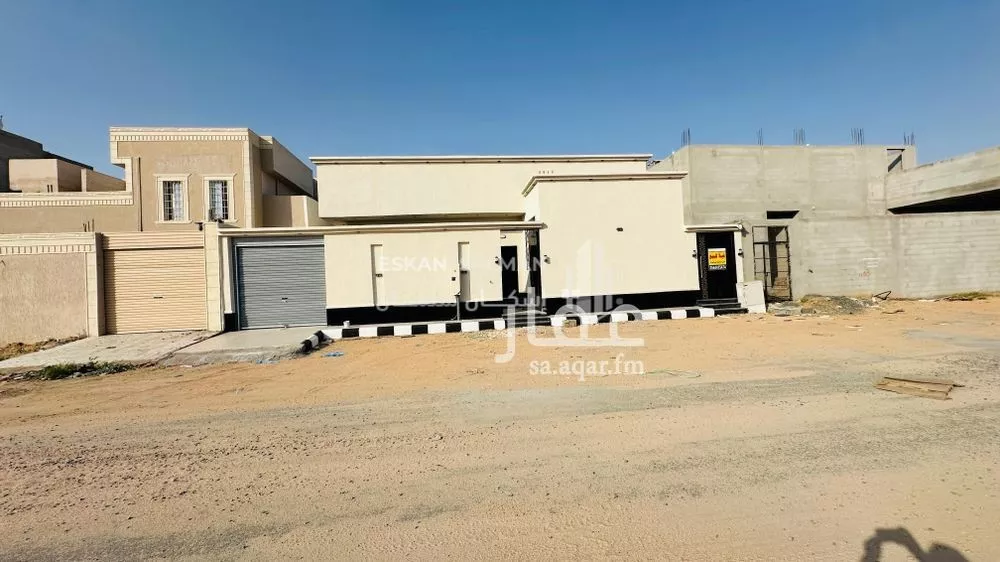 دور للبيع في شارع القاسم ابن وهب, حي ضاحية الإسكان, مدينة امارة منطقة مكة المكرمة - الطائف, منطقة مكة المكرمة 1 صورة