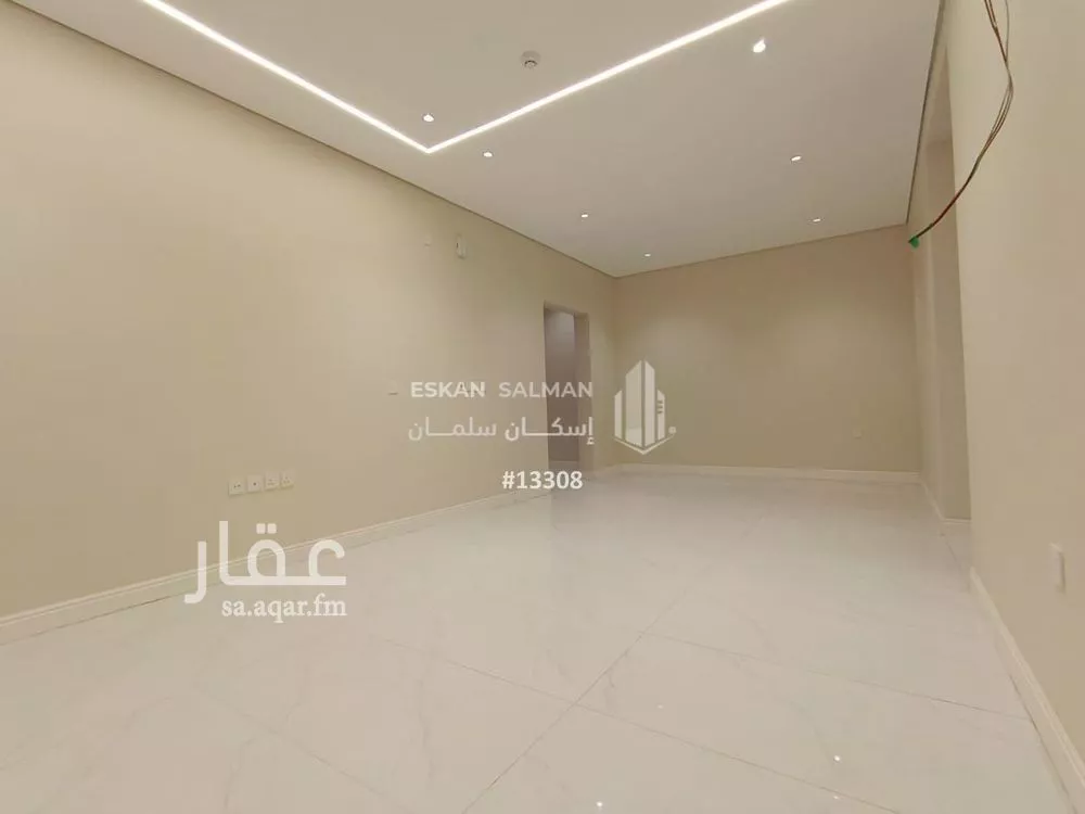 شقة للبيع في شارع ابن كثير, حي السويس 1, مدينة جازان, منطقة جازان 1 صورة