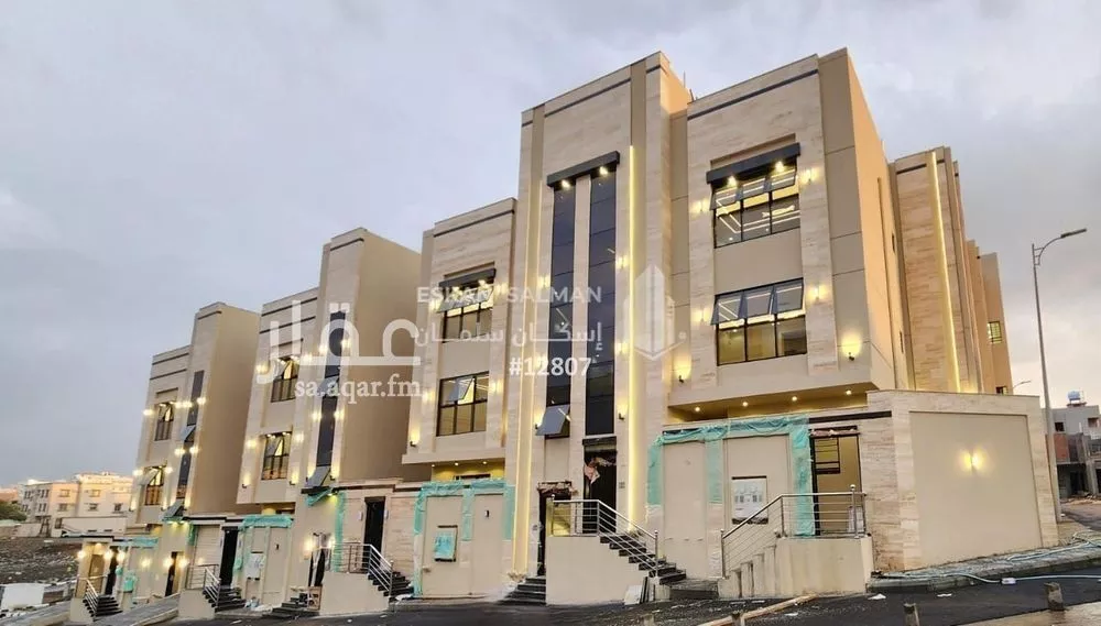 دور للبيع في شارع فايدة, حي الغدير, مدينة ابها, منطقة عسير 1 صورة