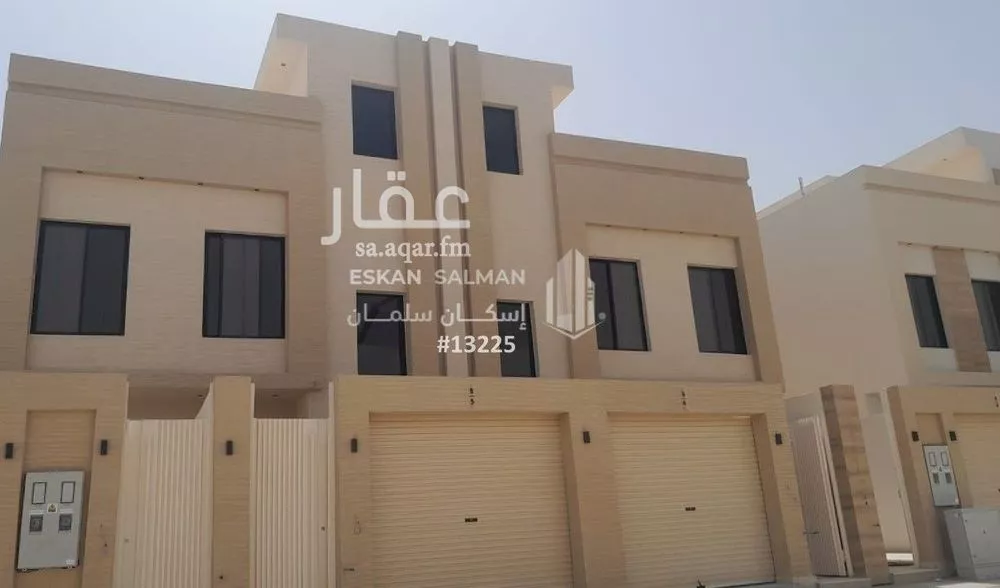 فيلا للبيع في شارع الجارود السلمي, حي عكاظ, مدينة الرياض, منطقة الرياض 1 صورة