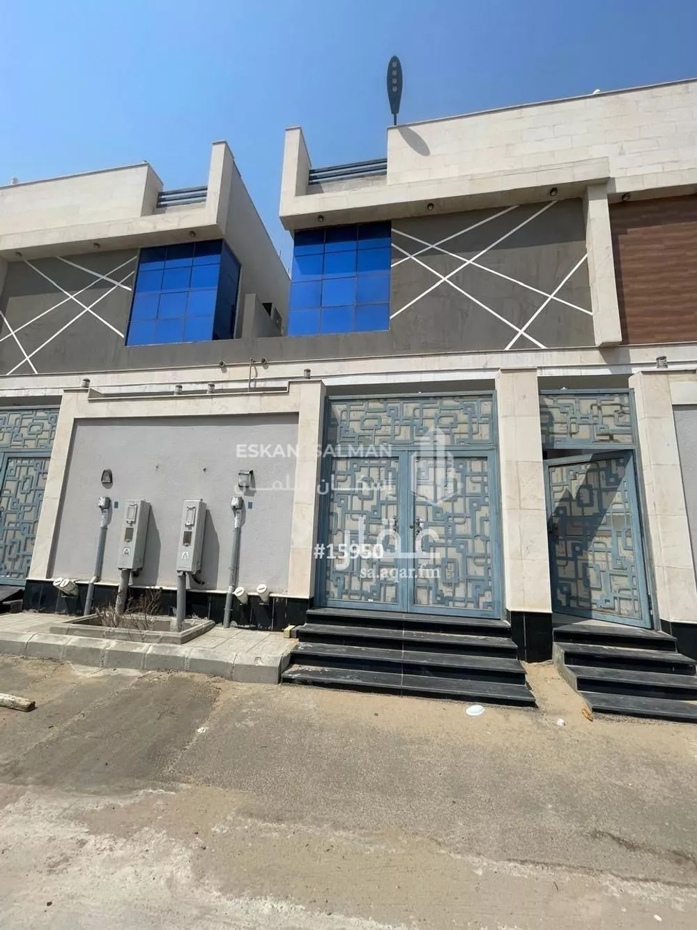 فيلا للبيع في شارع ميرزا ابراهيم الكازروني, حي الخمرة, مدينة جدة, منطقة مكة المكرمة 1 صورة