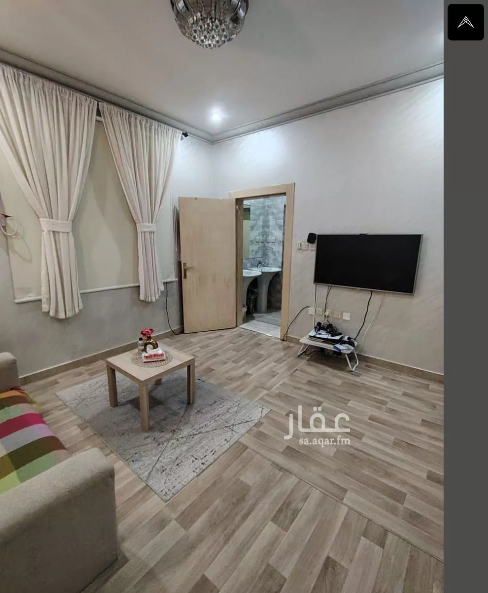 فيلا للبيع في شارع الحرفين, حي اليرموك, مدينة الرياض, منطقة الرياض 1 صورة