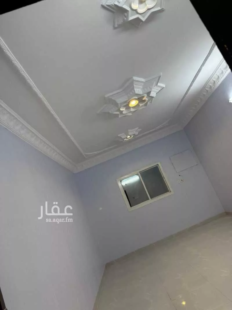 عمارة للإيجار في شارع اميمة بنت قيس الغفارية, حي نخب, مدينة الطائف, منطقة مكة المكرمة 1 صورة