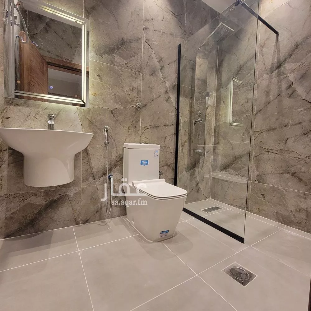 شقة للبيع في شارع محمد بن موسي, حي الفيصلية, مدينة جدة, منطقة مكة المكرمة 1 صورة