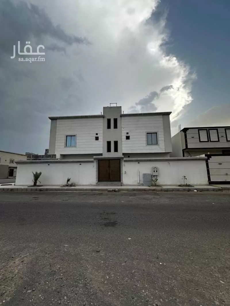 فيلا للبيع في شارع تميم ابن المنتصر, حي السكب, مدينة المدينه المنوره, منطقة المدينة المنورة 1 صورة
