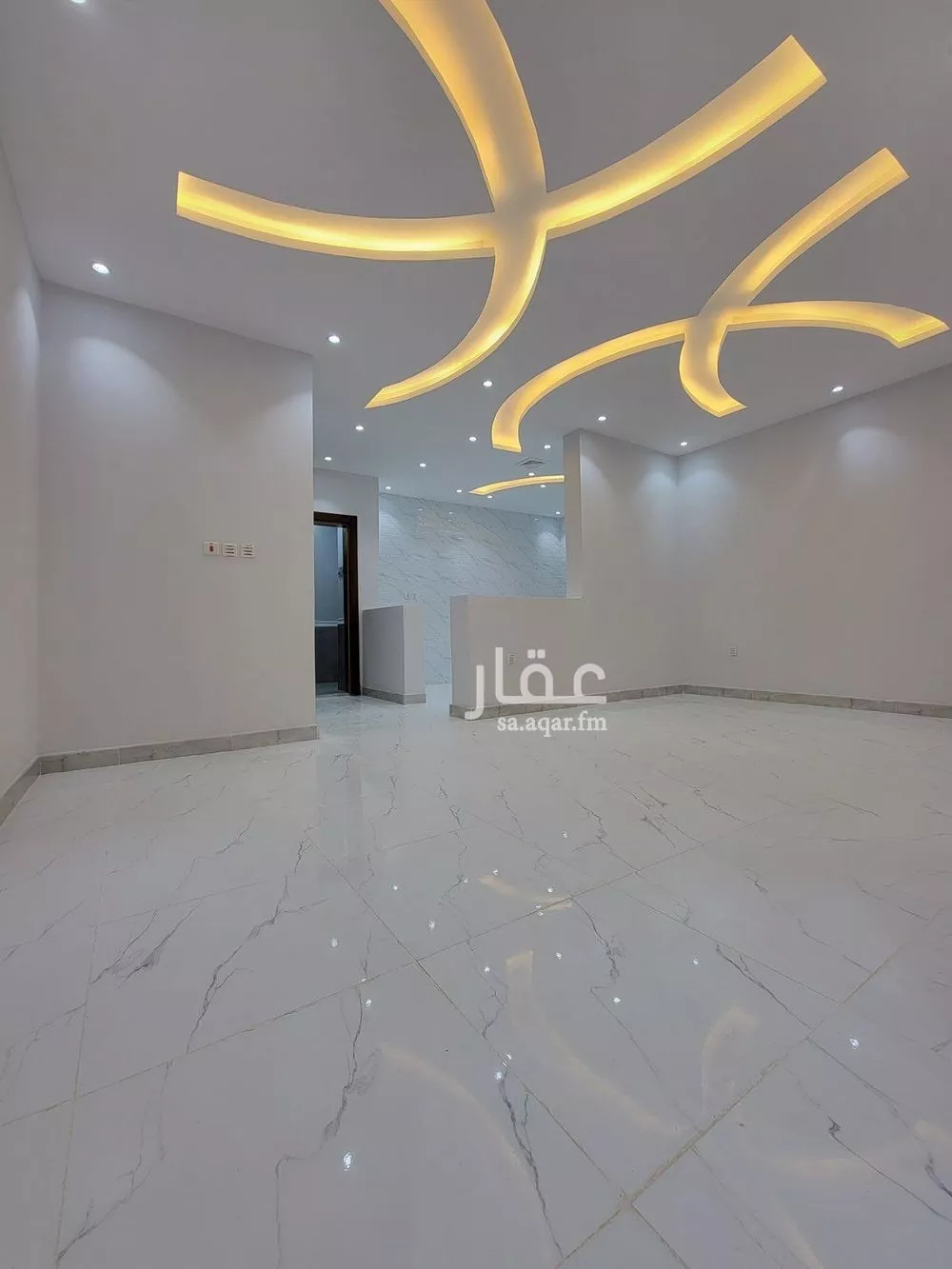 شقة للبيع في شارع تيجاني بشير, حي العزيزية, مدينة جدة, منطقة مكة المكرمة 1 صورة