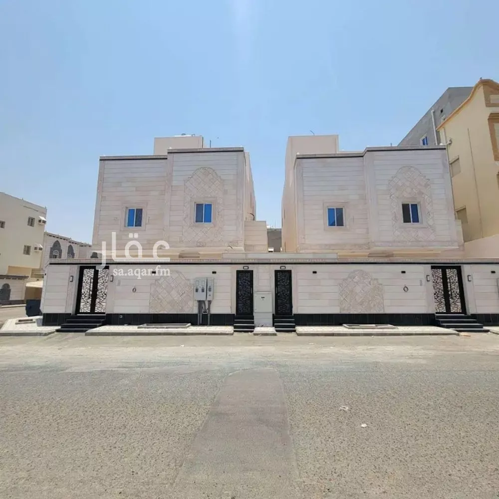 فيلا للبيع في شارع رضوان الشافعي, حي السنابل, مدينة جدة, منطقة مكة المكرمة 1 صورة