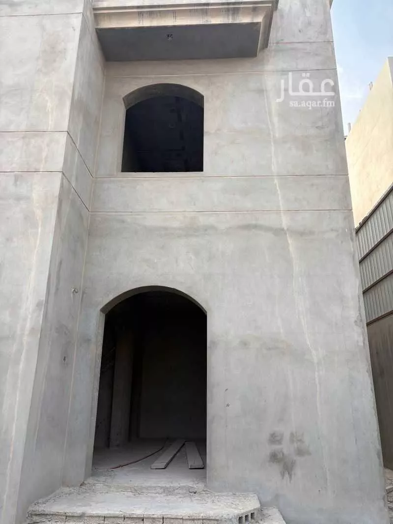 شقة للبيع في شارع النسائي, حي الدوحة الجنوبية, مدينة الظهران, المنطقة الشرقية 1 صورة