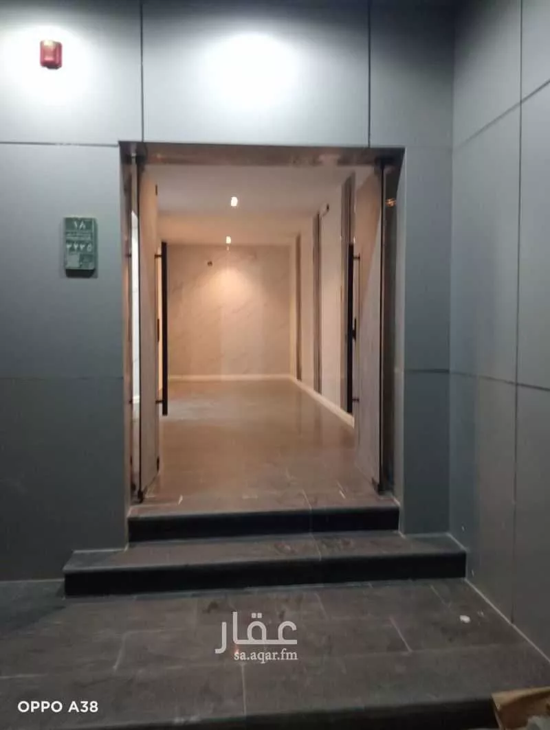 مكتب تجاري للإيجار في شارع طريق الامام سعود بن فيصل الفرعي, حي العقيق, مدينة الرياض, منطقة الرياض 1 صورة