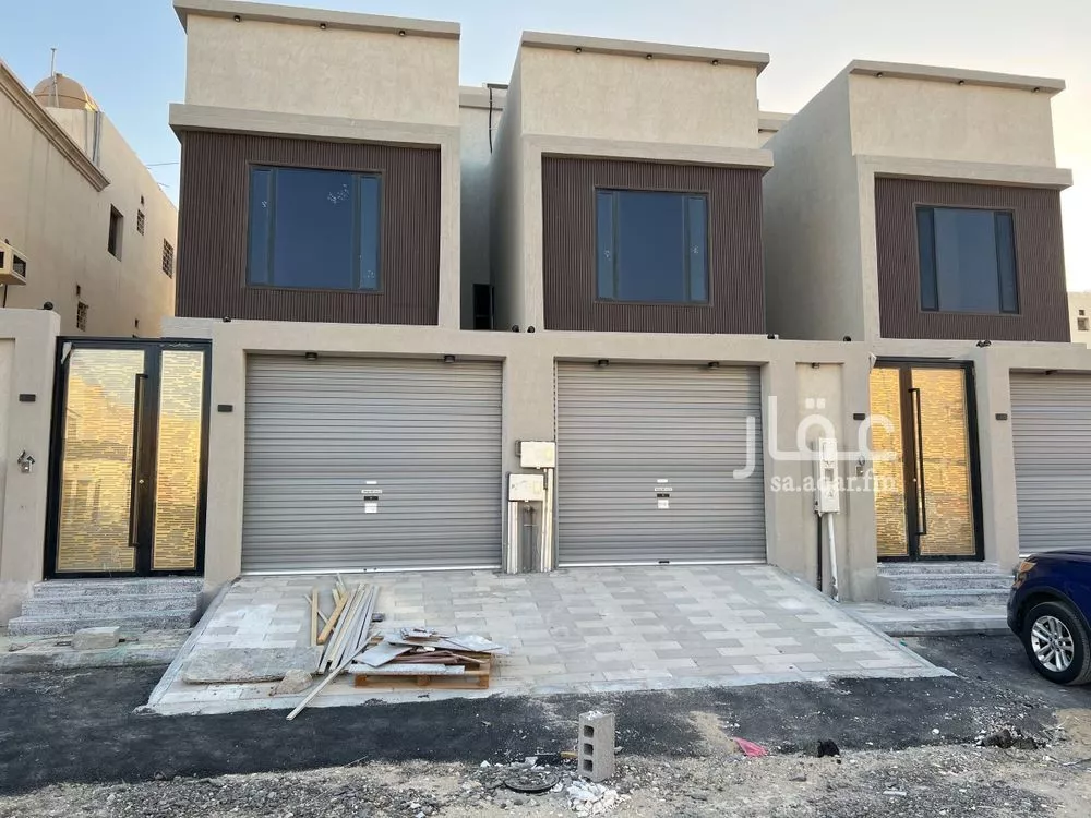 فيلا للبيع في شارع اسماعيل بن ابي المهاجر, حي ضاحية الملك فهد, مدينة الدمام, المنطقة الشرقية 1 صورة