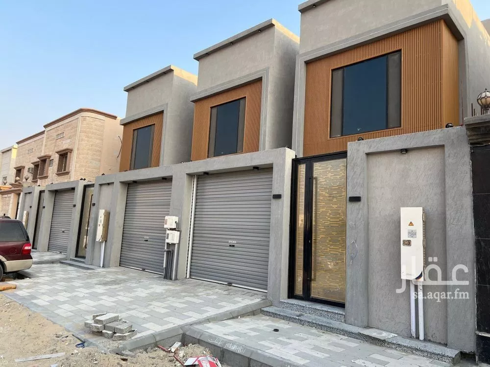 فيلا للبيع في شارع سلمان الفارسي, حي ضاحية الملك فهد, مدينة الدمام, المنطقة الشرقية 1 صورة