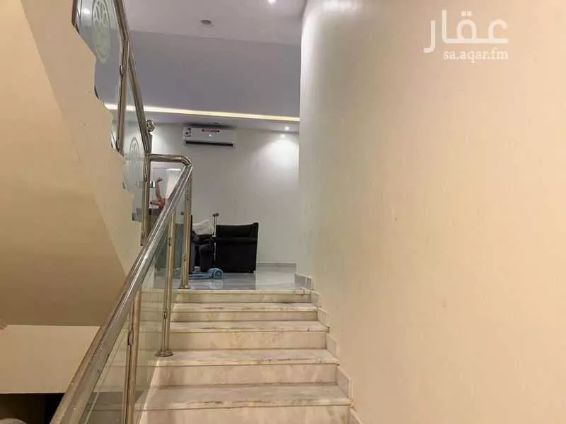 فيلا للبيع في شارع البشائر, حي أحد, مدينة الرياض, منطقة الرياض 1 صورة