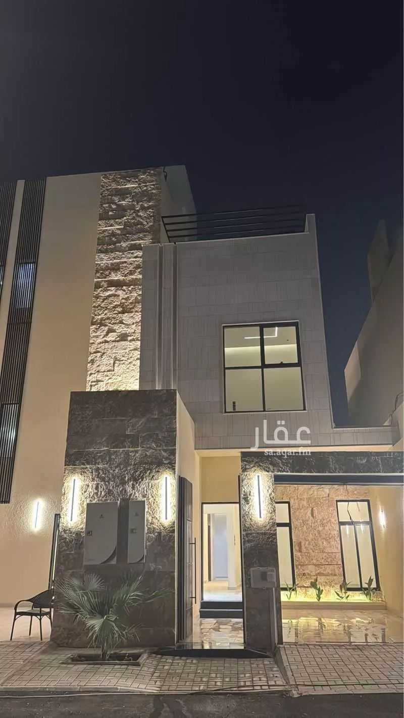 فيلا للبيع في شارع أحمد بن مخلد, حي الصفاء, مدينة الرياض, منطقة الرياض 1 صورة