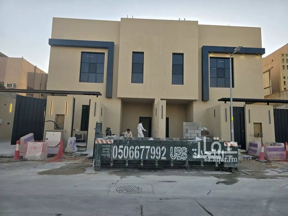 فيلا للبيع في شارع صالح العباسي, حي السويدي, مدينة الرياض, منطقة الرياض 1 صورة