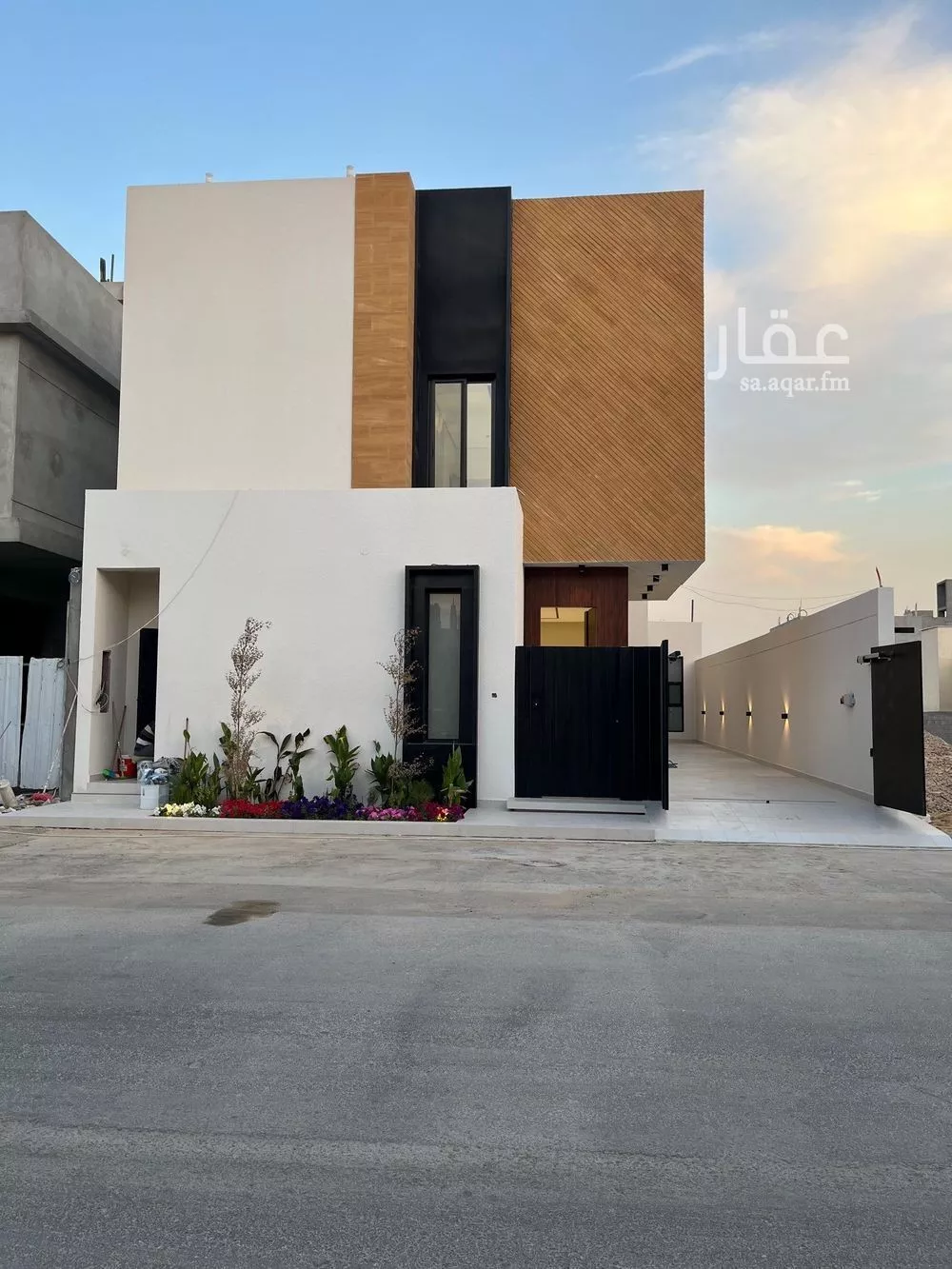 فيلا للبيع في شارع محمد بن أبي بكر القيم, حي المهدية, مدينة الرياض, منطقة الرياض 1 صورة