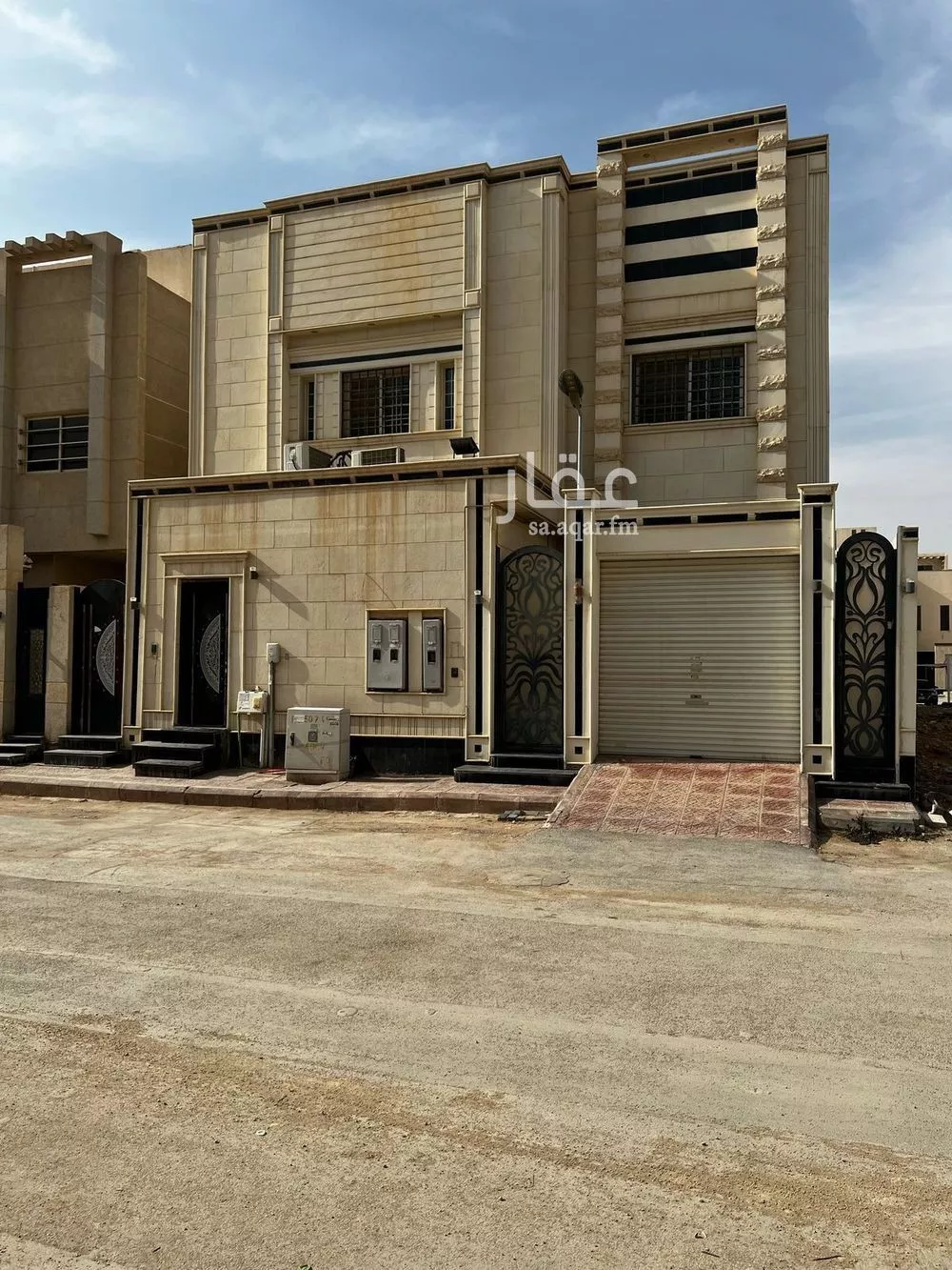 فيلا للبيع في شارع الحافظ بن كثير, حي العارض, مدينة الرياض, منطقة الرياض 1 صورة