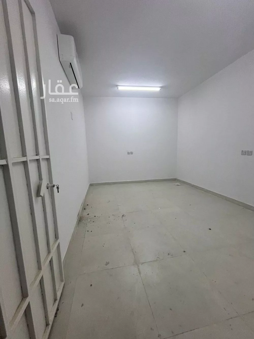 فيلا للإيجار في شارع الشيخ صالح عثمان القاضي, حي وسط المدينة, مدينة عنيزة, منطقة القصيم 1 صورة